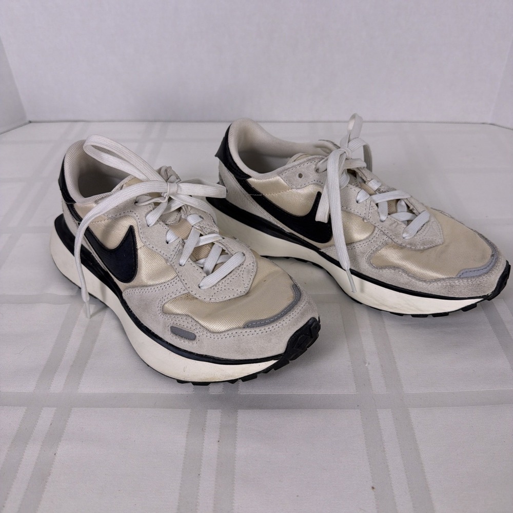 Women Nike Phoenix Waffle Athletic Shoes Off White/ Black FD2196-100 Size 6